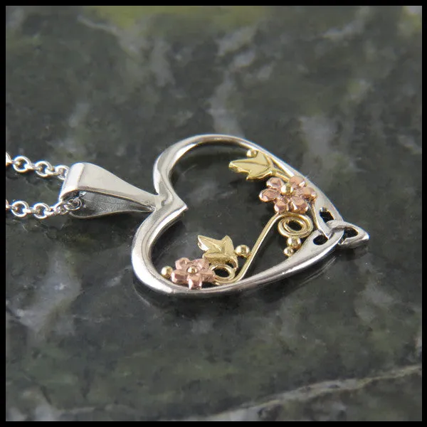 Daisy's Heart Pendant in Silver and Gold